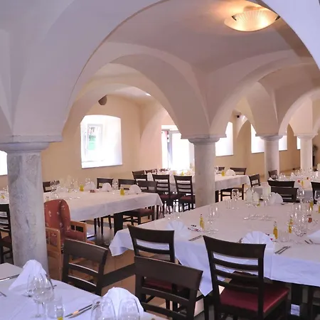 Gut Drasing Affittacamere 3*